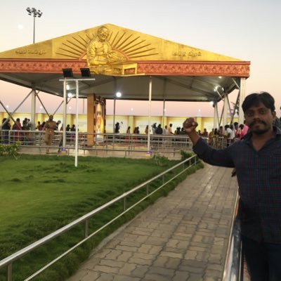 iyappanavi's profile picture. சூழ்நிலையை காரணம் காட்டாதே 'சூழ்நிலையை' உருவாக்கு🤠🌦