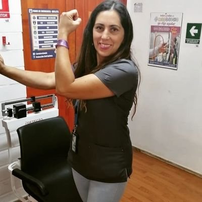 Técnico Enfermería Nivel Superior , ex mujer minera y Sí manejo ambulancias.
Paliativista de 💓 @entrerosasrauten