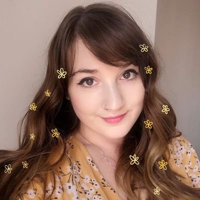 CaitShaw5's profile picture. bookworm extraordinaire 🐛📚
current undergrad studying Communications at SFU 🤓