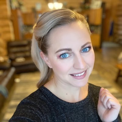 lifeasnicholes's profile picture. Speaker, International Business Owner, Alaskan, Network Marketing Leader