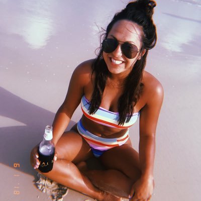 annalea4's profile picture. 🦋