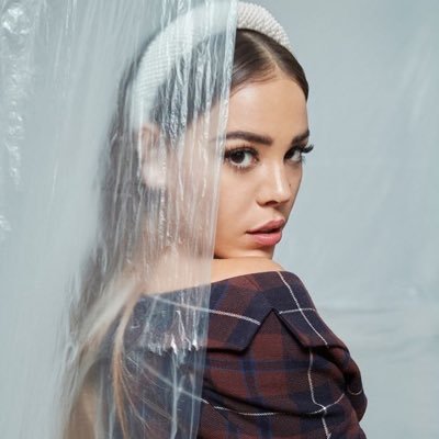 dannapaolaphoto's profile picture. Nunca ames a alguien que te haga sentir ordinario 💥