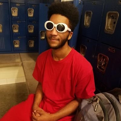 Plu___'s profile picture. Pain