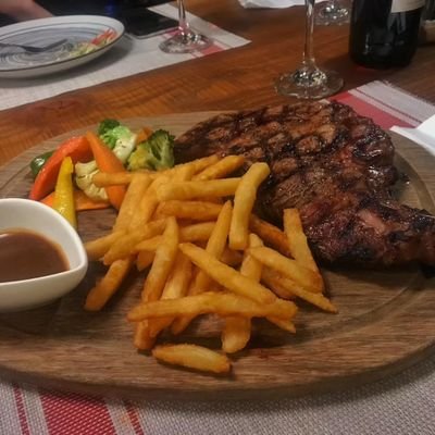 p428gISeB5Sm8HM's profile picture. 여행, 음식, 건강상식, 좋은 글 예쁜 사진 공유해요~👸