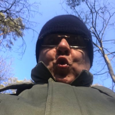 piotrhissteria's profile picture. „Idę prosto, nie biorę jeńców żadnych Idę prosto, dopóki sam nie padnę Idę prosto, to jest powód do troski Idę prosto, mam w dupie obie wasze Polski”KULT&Kazik