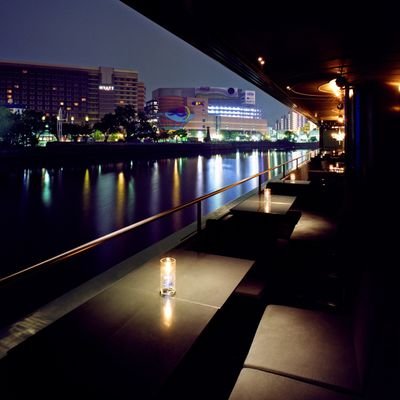 Mitsubachi38's profile picture. 開放感あふれる全長30ｍのパノラマリバービューの非日常空間。
絶好なロケーションが魅力の空間で、贅沢な大人時間をお過ごしください...

ご予約は→https://t.co/ZQrZQIwlsI
Instagram→https://t.co/fcPnyzMT3O