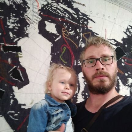 amrevolver's profile picture. An old telephone that smells like freshly baked Amin7b5.