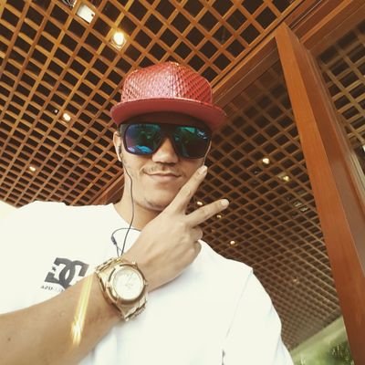 wallacebds09's profile picture. famaso 22