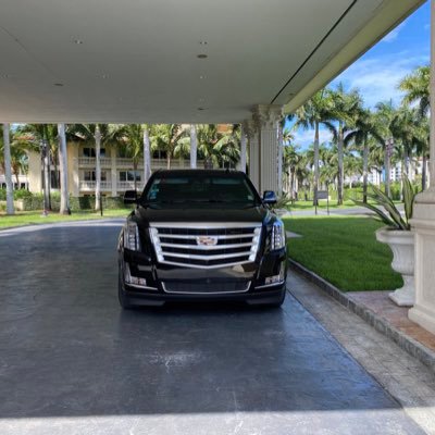 Dedicated, professional, Corporate & Private chauffeured services. Luxury comfortable ride with personalized customer service and total Privacy!