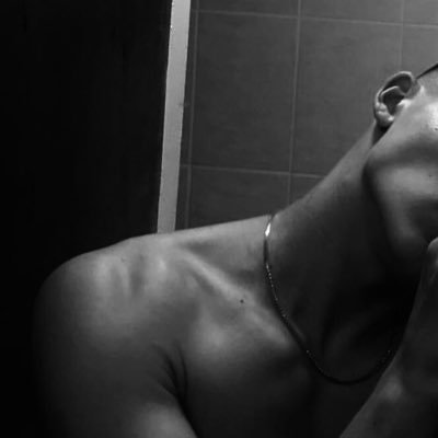 imboreddddhehe's profile picture. into trying new shi ;)