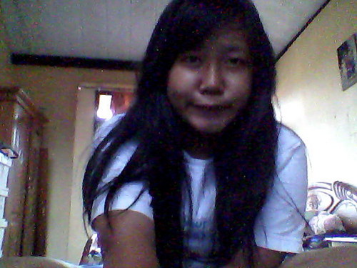 ~Im just ordinary girl...And i like a simple... Im so interest about LOVE and FrienDships. . .