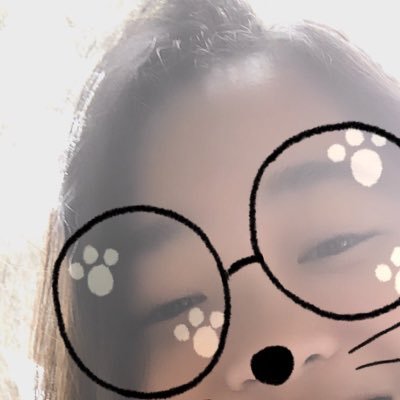 yijunt_'s profile picture. .
