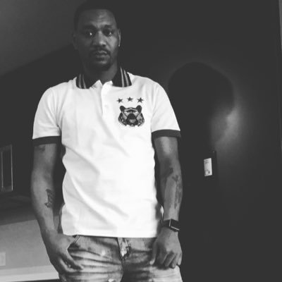 Capricorn//Pro basketball trainer/Gym rat// 🏀👿 🙌🏾💯 IG is @mikewall30 Asst. Varsity coach.