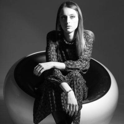 AgatheMalard's profile picture. Tant Que Je Sais Qui Je Suis, Je Me Moque De Ce Que Les Gens Pensent De Moi.    07.10.17 à jamais dans mon cœur ❤️