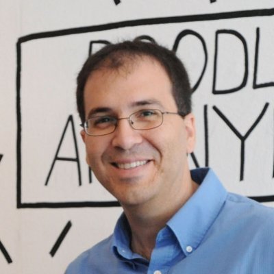 HugoMakes's profile picture. Hugo Makes is a YouTube channel dedicated to creating websites with Elementor, digital marketing, SEM, SEO and useful digital marketing tools.