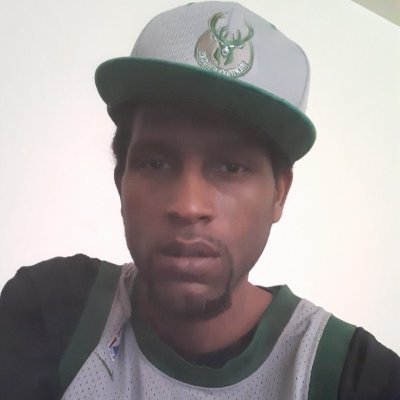 paluewutitdeww's profile picture. Street smart nigga book smart nigga 
Got it out the mud from  nothing 
Moms taught me everything pops wasnt around