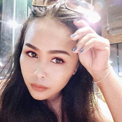 FangHotstar's profile picture. 