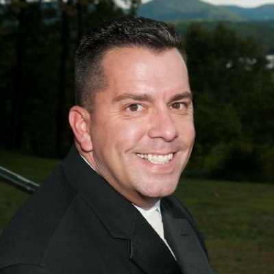 I am a full-time Licensed Real Estate Salesperson with RE/MAX Ace Realty in Pleasantville, Westchester, NY.