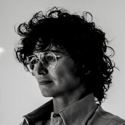 Creating stories and experiences // Chief Creative Officer at @conducttr // Theatre Director at @stroke_114 // #transmedia #immersive #storytelling