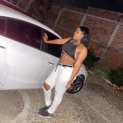 MarceeOlave's profile picture. 