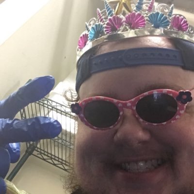 MittensPoo's profile picture. trying to find the light but goddamn this cave is dark 🏳️‍🌈🇮🇹 29  https://t.co/VUQne1KrwQ