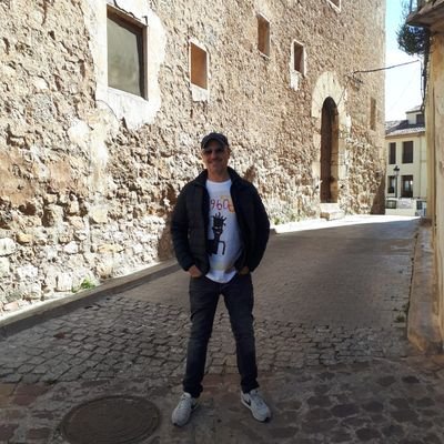 rbrtmolano's profile picture. 