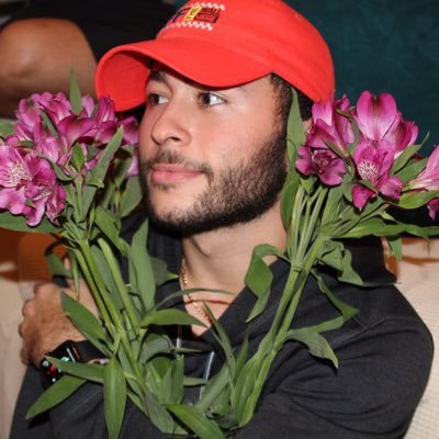 AlbertoRiv17's profile picture. Tampa 🤙🏼🌴 USF 🐂