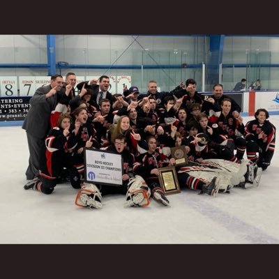 Exeter-West Greenwich & West Warwick Co-op. RIHS Hockey DIII. 3X Division Champions. 2013Undefeated DIII State Champs Founder:@alexventura88 Ops: @ThomasPecchia