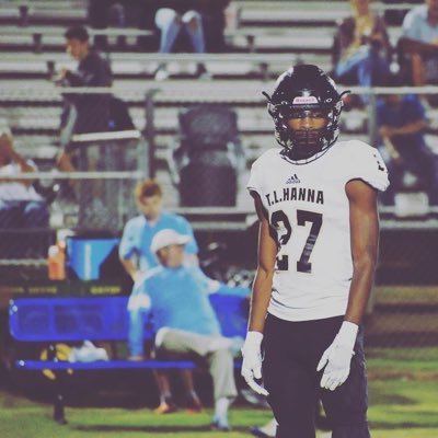 👨🏾‍🎓C/O’21 /DB /T.L HANNA🐝 /6’1 174lb/3.68 GPA