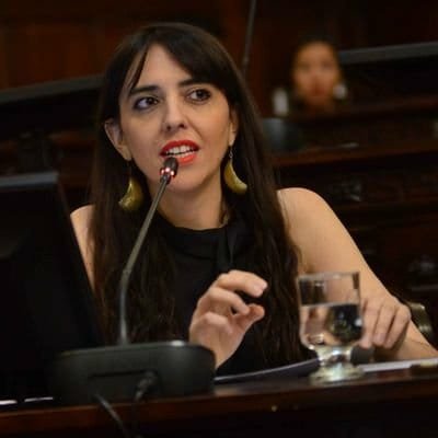 Peronista/ Nuevo Encuentro/ Senadora de la provincia de #Mendoza MC #SanMartin💙 #Palmira☀️