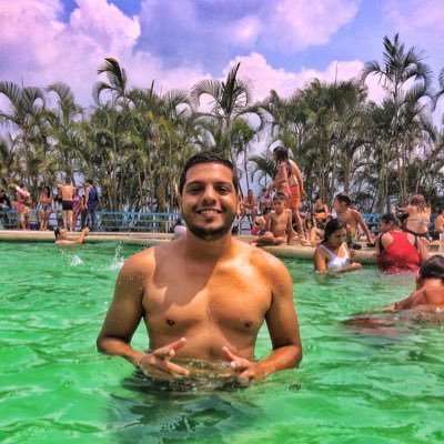 Lcdo. Contaduría Publica - UCAT   Instagram @Anthonyjhg