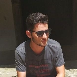 Computeiro, projeto de maromba e ex-comunicaboy cheio de Fé
Faço visitas periódicas ao twitter qnd estou em crise
