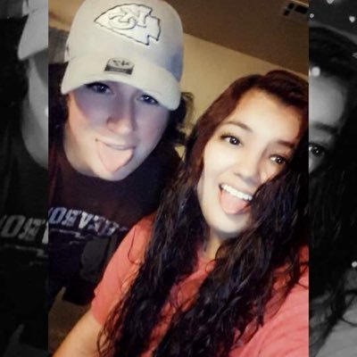 AlexisDescoteau's profile picture. 24✌🏼❤️😊
Johnny Osborn😍❤️🥰
Vodka Marie🐶 Shunkaha Bear🐕 Buddy Boy🐈