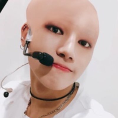 dm submissions! otherwise peepeepoopoo