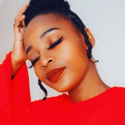 MokoteliBeauty's profile picture. IG:Felicia_blessing 🌹🌼
Graduate from University of selfies 📸👩‍🎓