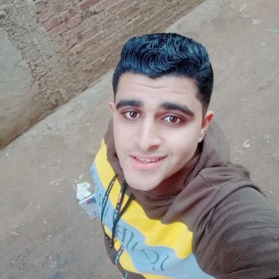 22sana
player football 
Al ahly and Real Madrid 
youtuber 
player ping pong