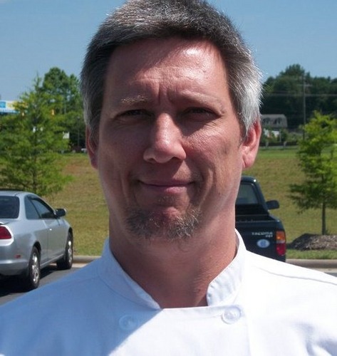 chefgolddust's profile picture. culinary graduate, working @ local hospital in food service.