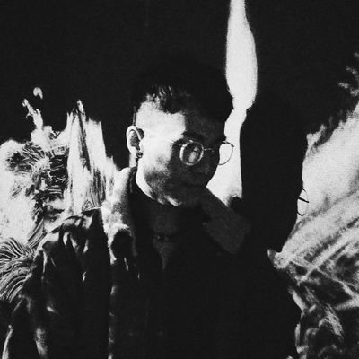 IriSchMsk's profile picture. 『吾輩は🐶である。』
​
台湾人/From Taiwan/ただの四十路おじさん