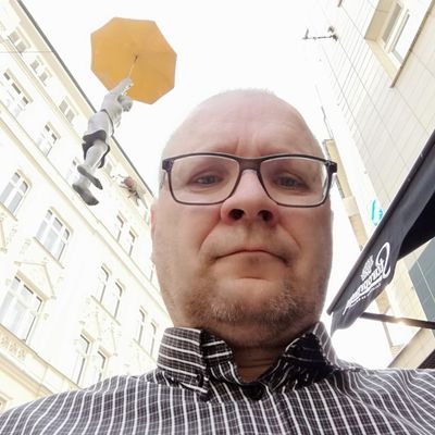 harrikokko_UEF's profile picture. Tutkitaan, kasvatetaan ja syödään: mesimarjat, pensasmustikat, mansikat, omenat, päärynät, sienet, ravut, kaikki mikä on hyvää.