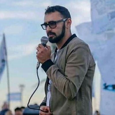 Licenciado y Profesor en Comunicación Social.
Locutor Nacional. Sec. de Prensa y Difusión del STMB. Tripero, Maradoneano y Peronista ✌️