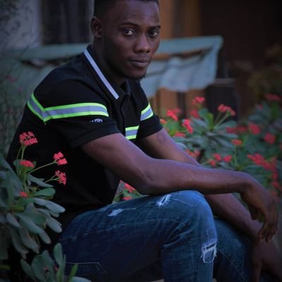 KRahmzzy's profile picture. GRACE | Entertainment