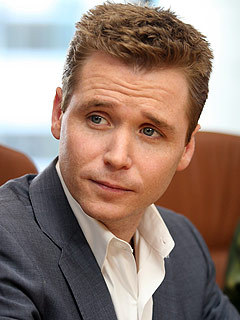 PERIOD_face's profile picture. 