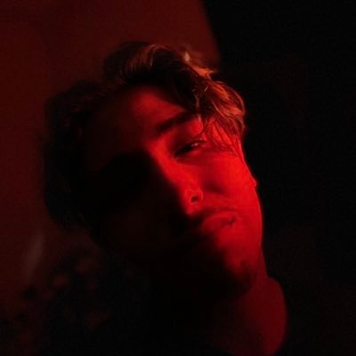 lma0_juan's profile picture. why y’all here