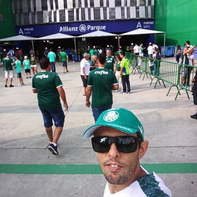 JuniorOssimar's profile picture. 