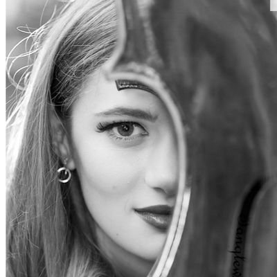 melodyp0nd's profile picture. You are absolutely unique just like everybody else.