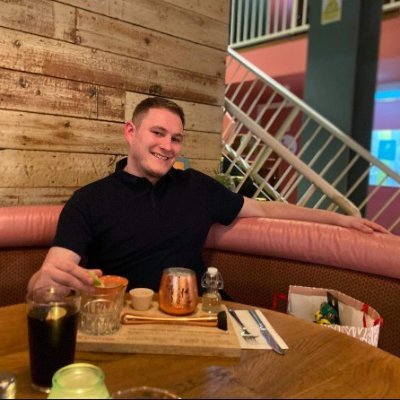 DanBarnes92's profile picture. Chronically ill.