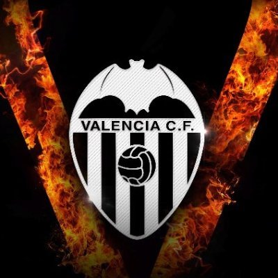 Me gusta disfrutar del valencia cf y sobretodo de mis hijos.