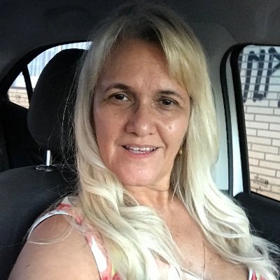 Sou a mamãe do Medrado Júnior e do Marcos Paulo e a vovó da Lorena. Amo demais estes dois papéis, na minha vida!!❤️