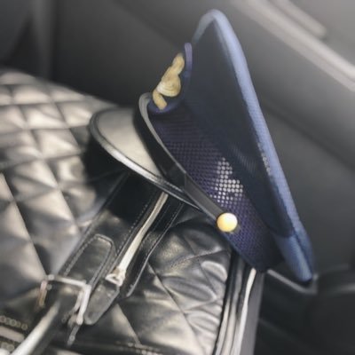 bus_driver_osan's profile picture. 毎日、お客様へ安心と安全と笑顔を届ける🚌路線バス運転士。 趣味:仕事、特技:接客