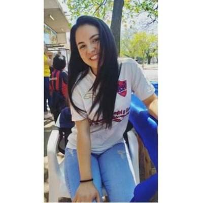 Merlei14's profile picture. Socia e hincha del más popular 💙🔴
CCP-MCMXII 
Facebook: Merlei Guayuan Mcmxii
SÓLO LE TEMO A LA MUERTE POR MIEDO DE NO VOLVER A VERTE 💙🔴
ALIENTO_AZULGRANA